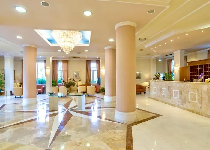 Hotel Philippos Livadeia photo