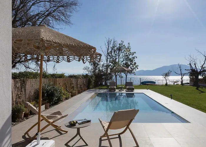 The Italian Villa Evia Politika photo