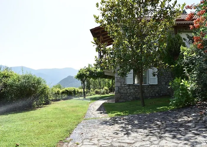 Holiday Cottage Lilaia photo