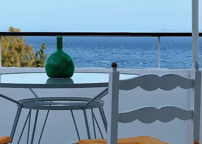 Almira'S Apartment Amarynthos photo