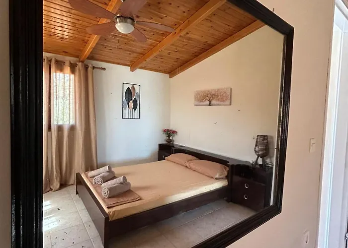 Ziras Traditional Villa Vatheia Foto