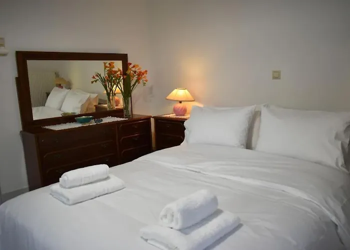 Avli Guesthouse Paleópirgosz képek