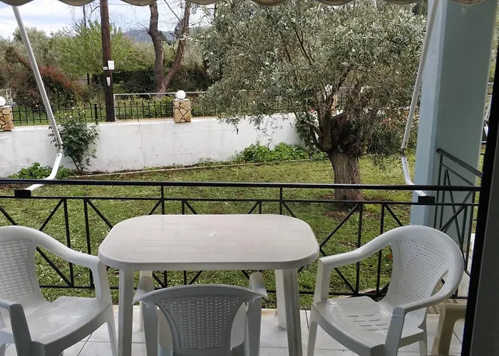 Παγωνησ Studios Vasiliká foto