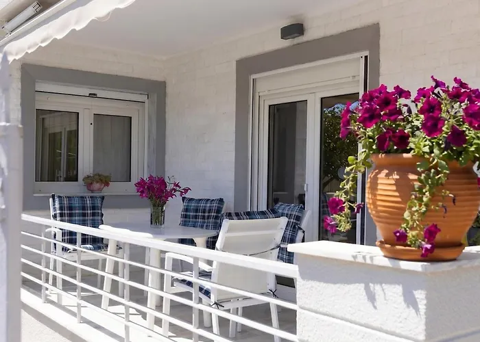 Pascal House Cozy & Comfortable Apart With Parking, 400M Frm Beach Mesokhórion Foto