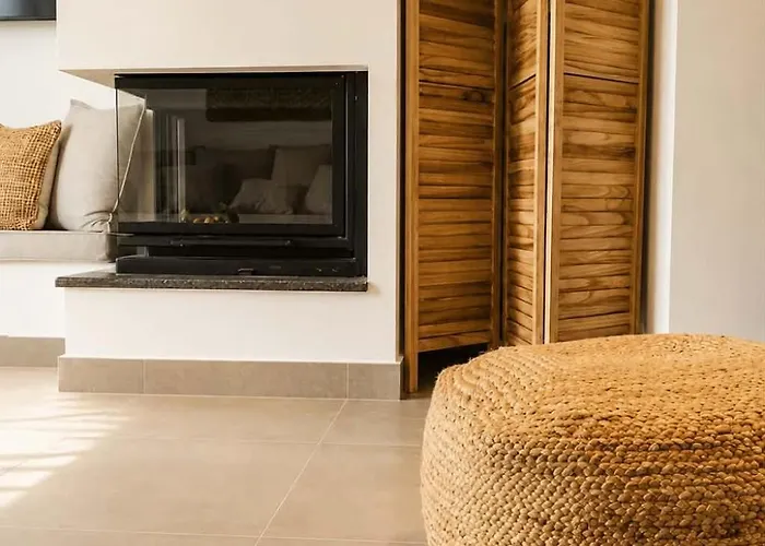 Aqua Trizonia Suites φωτογραφία