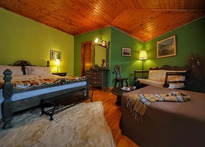 To Balkoni Tis Agorianis Hotel Eptalofos photo